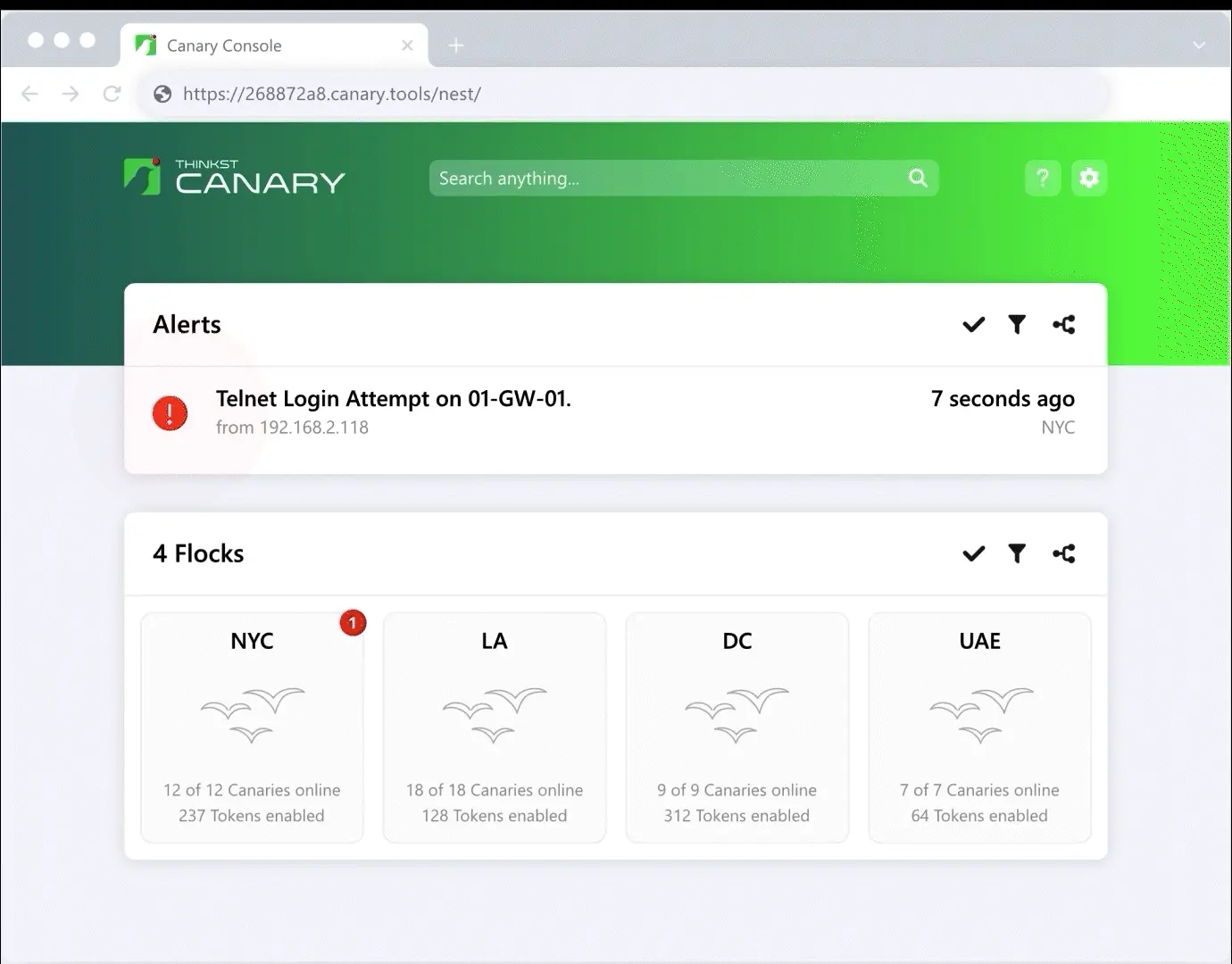 Console de gestion Thinkst Canary montrant les canaries inscrits et les alertes critiques